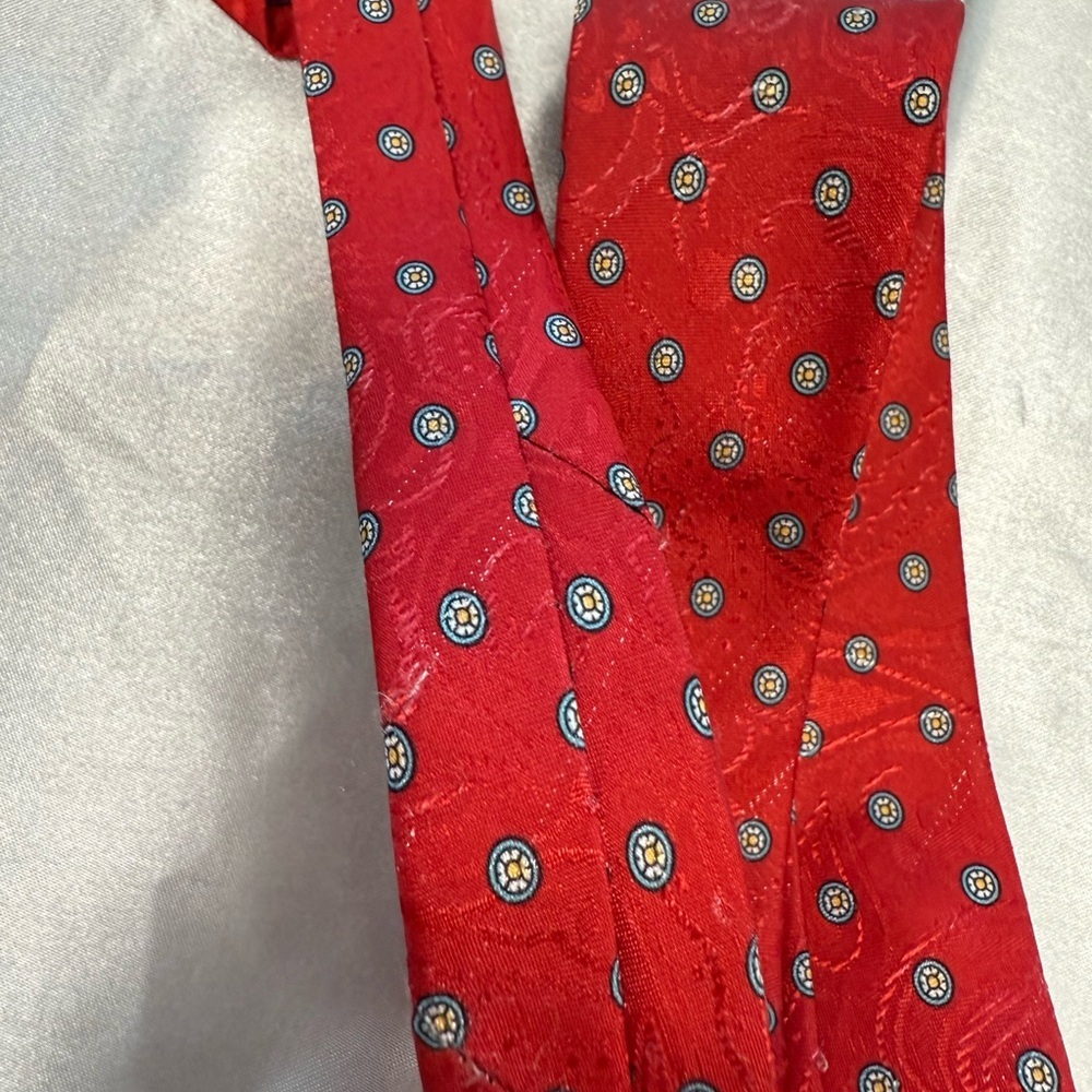 Egon Von Furstenberg Vintage Style Red Polka Dot Tie Classic Chic - Picture 8 of 8